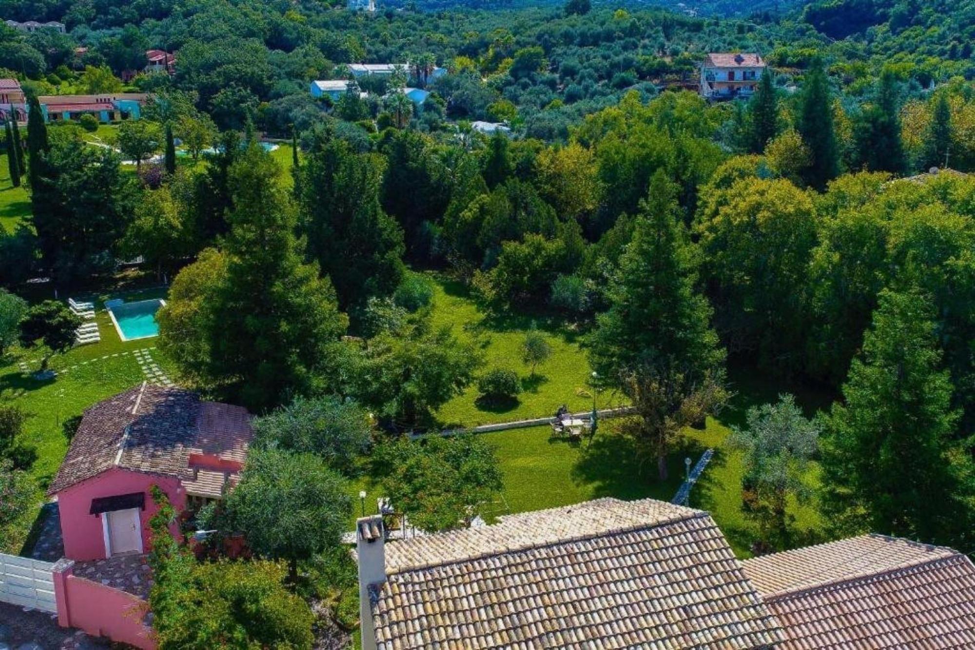 הוילה אצ'ארבי Secret Garden House - Private Garden With Pool מראה חיצוני תמונה